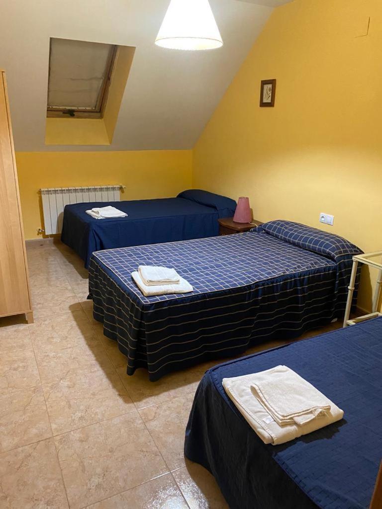 Hostal y Apartamentos la Vereda Ruidera Exterior foto